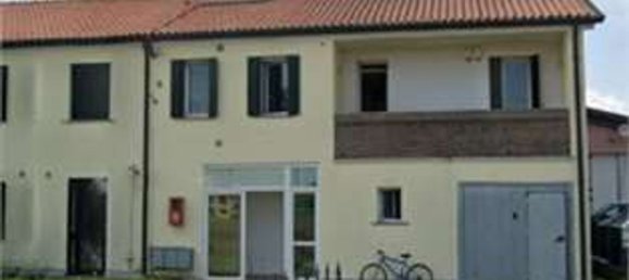 4 rooms Apartment in San Giorgio delle Pertiche, Italy No. 61754 3