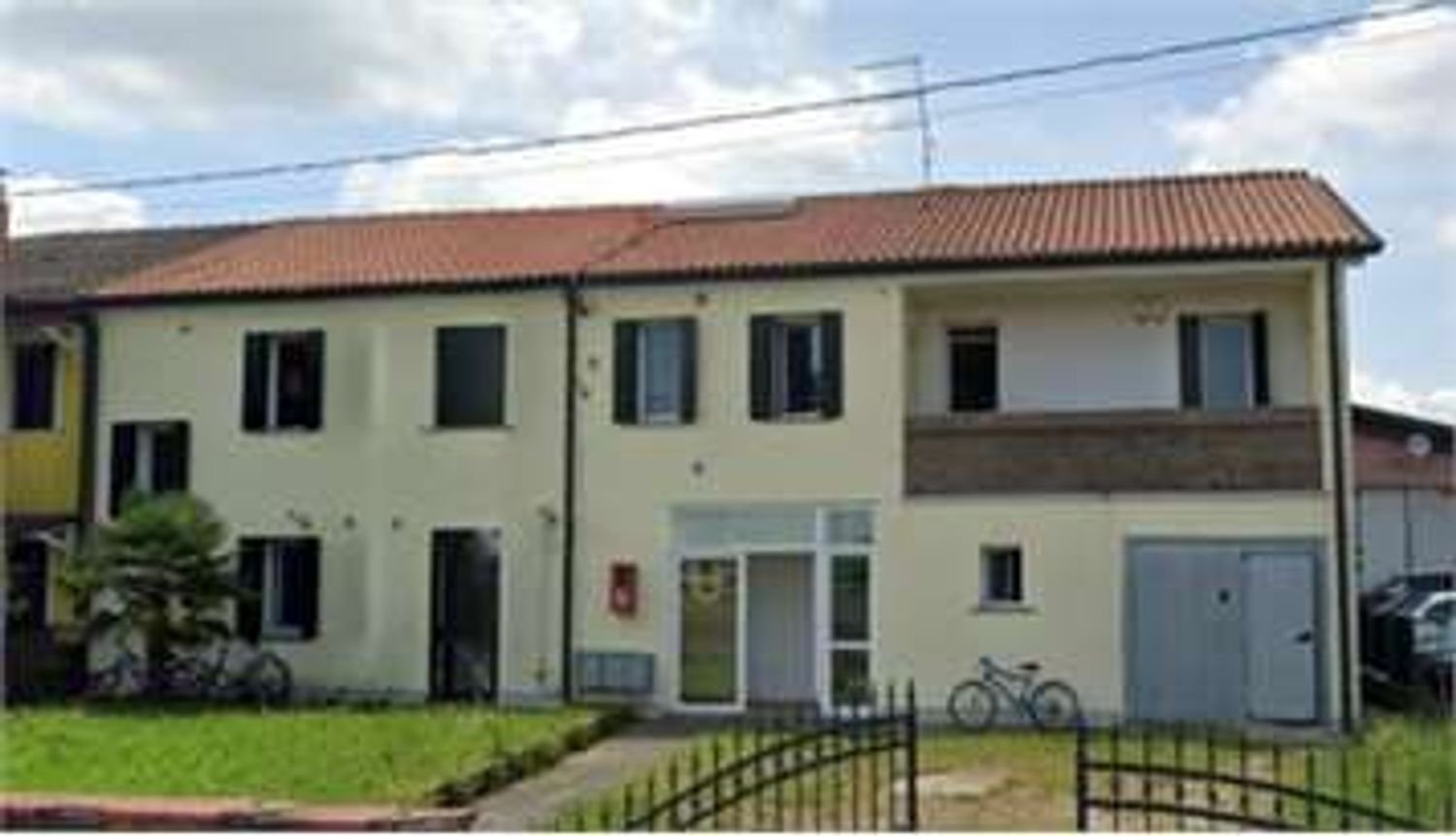 4 rooms Apartment in San Giorgio delle Pertiche, Italy No. 61754