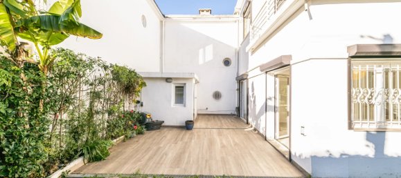 Propiedad comercial de 3 dormitorios en Nice, France No. 1919 2