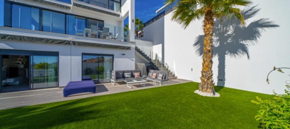 4 bedrooms House in Alicante, Spain No. 134574 2