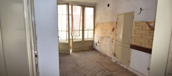 8 rooms House in Andorno Micca, Italy No. 140448 2