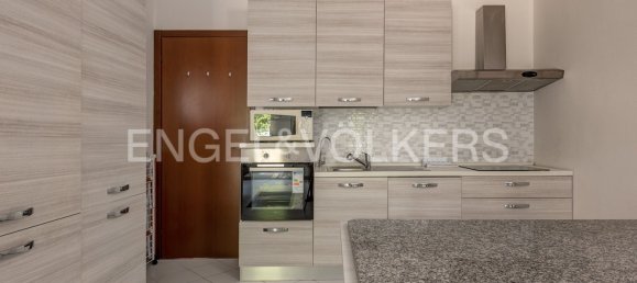 2 Schlafzimmer Wohnung in Faggeto Lario, Italy, Nr. 281474 12