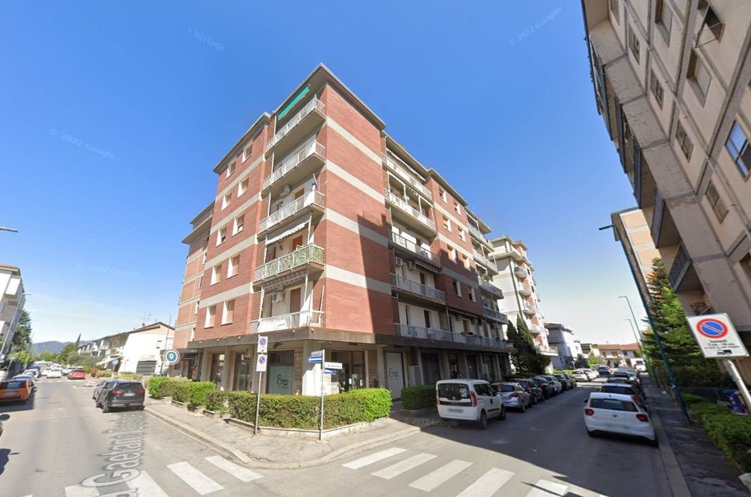 3 bedrooms Apartment in Campi Bisenzio, Italy No. 315615