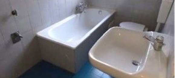 4 bedrooms Apartment in Mirano, Italy No. 318159 7