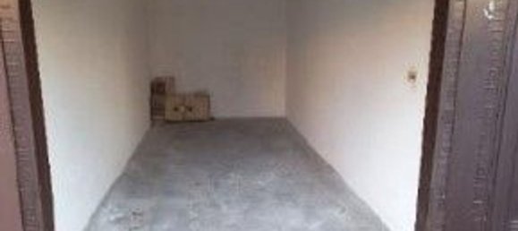 4 bedrooms Apartment in Mirano, Italy No. 318159 5