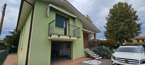 8-Zimmer Haus in Montebelluna, Italy, Nr. 133285 26