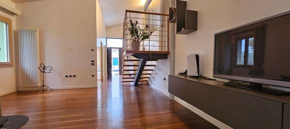 8-Zimmer Haus in Montebelluna, Italy, Nr. 133285 28