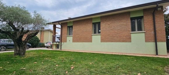 8-Zimmer Haus in Montebelluna, Italy, Nr. 133285 3