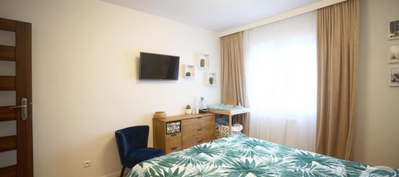 Дом с 4 спальнями в Жуэ-ле-Тур, Франция № 256807 28