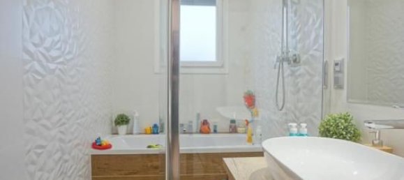 Дом с 4 спальнями в Жуэ-ле-Тур, Франция № 256807 24