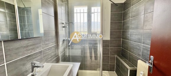 Квартира с 4 комнатами в Тулон, Франция № 339500 7