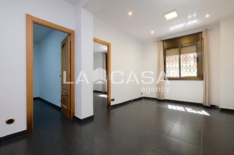 2 bedrooms Apartment in Barcelona, Spain No. 258379