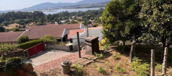 Вилла с 3 спальнями в Ланьелаш, Португалия № 236830 15