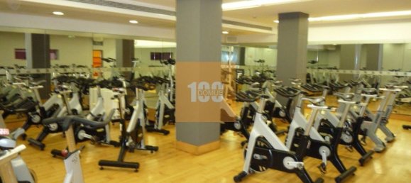 5136m² Commercial property in Porto, Portugal No. 50363 5