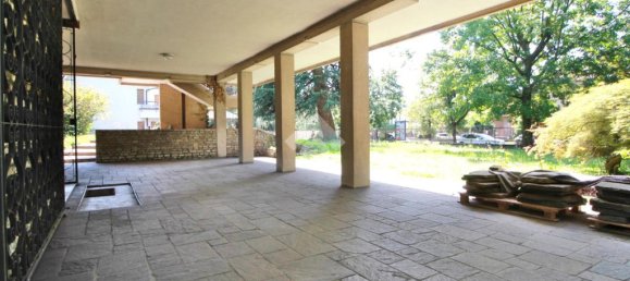 5 bedrooms Villa in Mariano Comense, Italy No. 298373 7