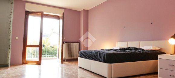 5 bedrooms Villa in Mariano Comense, Italy No. 298373 28