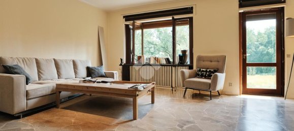 5 bedrooms Villa in Mariano Comense, Italy No. 298373 11