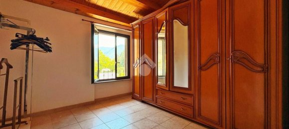 5 rooms House in Gualdo Tadino, Italy No. 273807 15