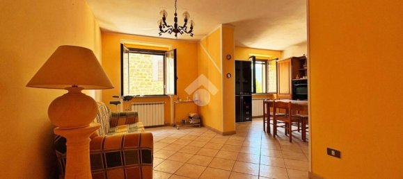 5 rooms House in Gualdo Tadino, Italy No. 273807 9