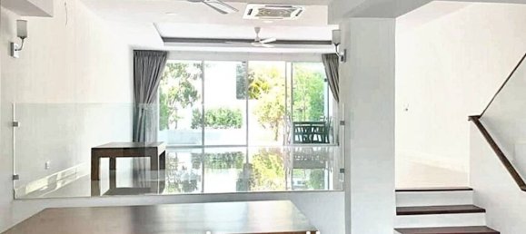 4 bedrooms Bungalow in Bangkok, Thailand No. 15093 3