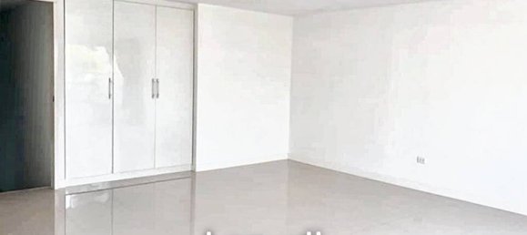 4 bedrooms Bungalow in Bangkok, Thailand No. 15093 8