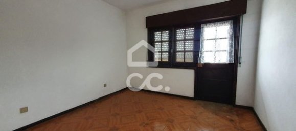 3 bedrooms House in Chaves, Portugal No. 165090 2