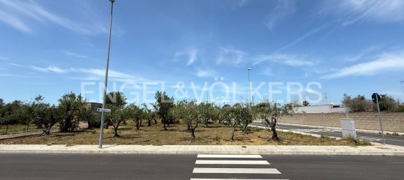 Land in Lecce, Italy No. 128066 3
