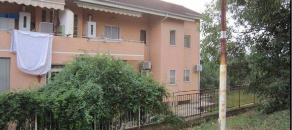 4 rooms Apartment in Rende, Italy No. 306626 9