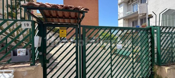 2 bedrooms Apartment in Naples, Italy No. 319142 4