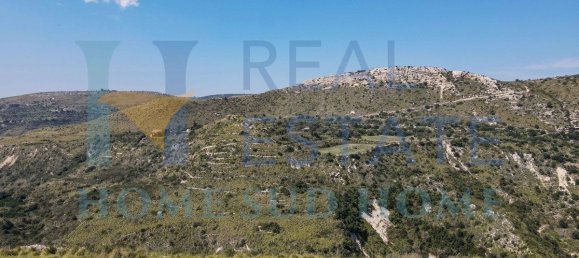 5 غرف نوم قطعة أرض في Noto, Italy رقم 90110 2