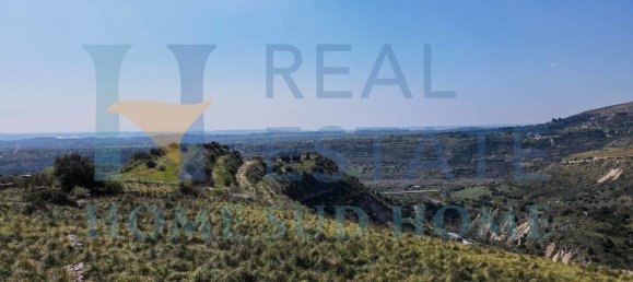 5 غرف نوم قطعة أرض في Noto, Italy رقم 90110 27