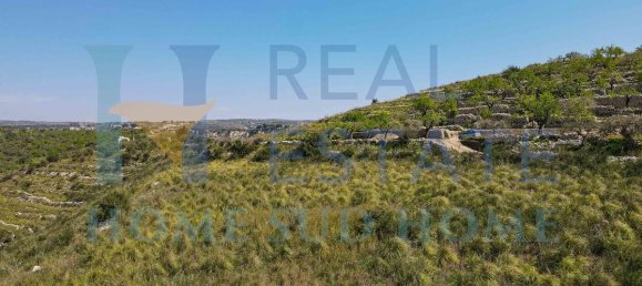 5 غرف نوم قطعة أرض في Noto, Italy رقم 90110 30