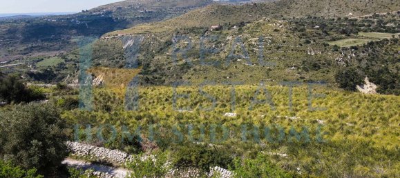 5 غرف نوم قطعة أرض في Noto, Italy رقم 90110 32