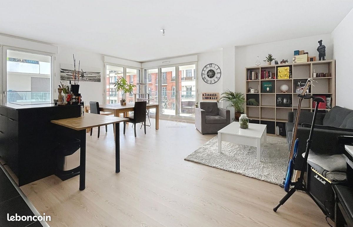 Квартира с 3 спальнями в Аньер-сюр-Сен, Франция № 323444