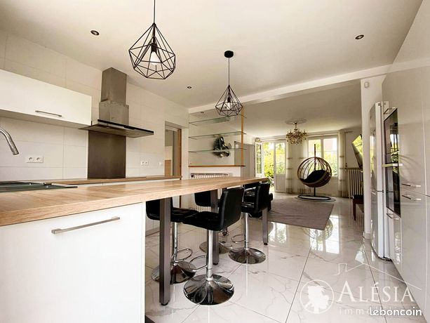 Casa T4 em Chalons-en-Champagne, France N.º 311270