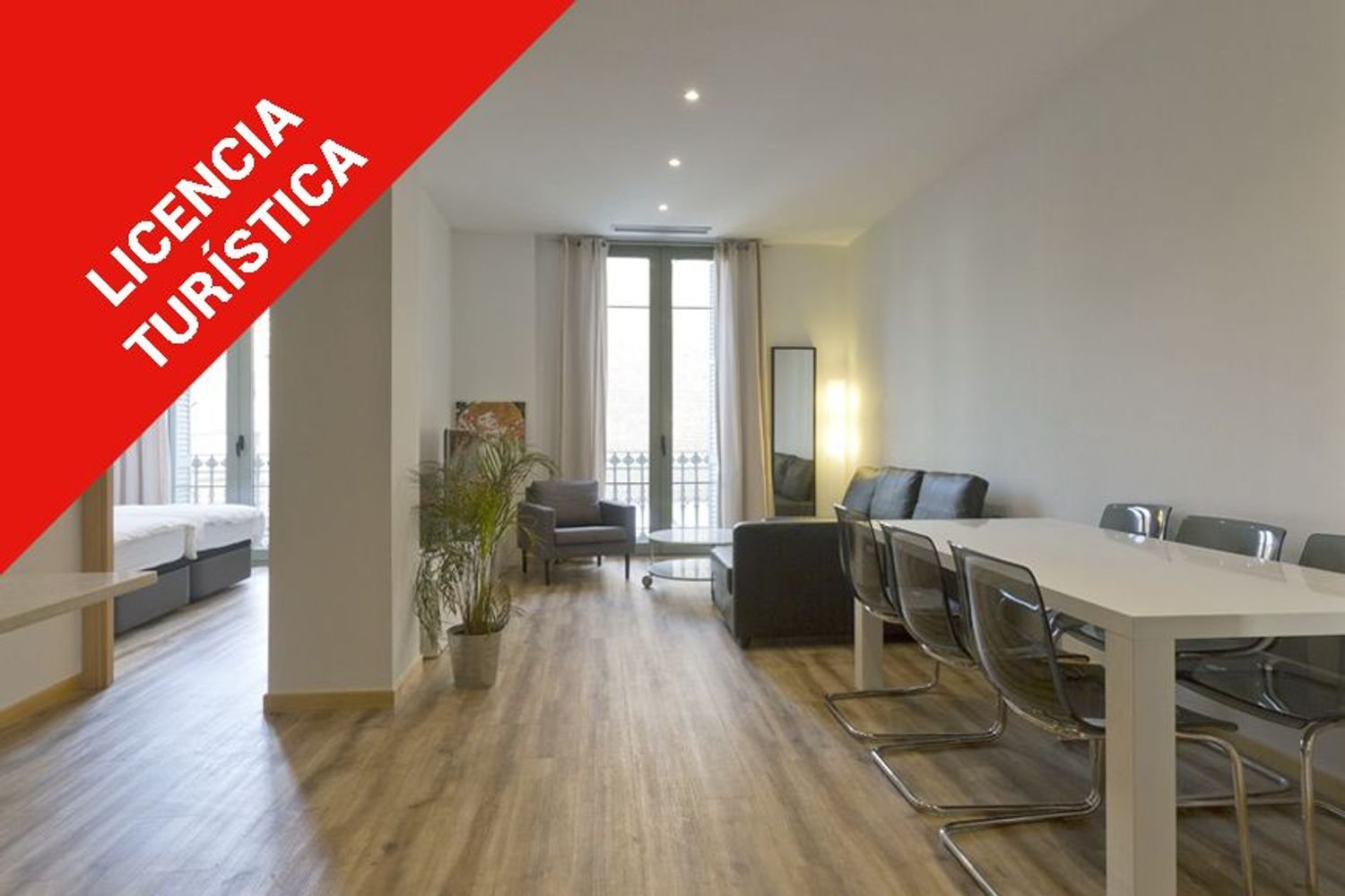 2 Schlafzimmer Wohnung in Eixample, Spain, Nr. 24900