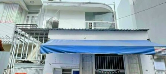 138m² House in District 7, Vietnam No. 7683 2