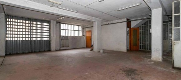 7غرفة فيلا في Turin, Italy رقم 89101 11