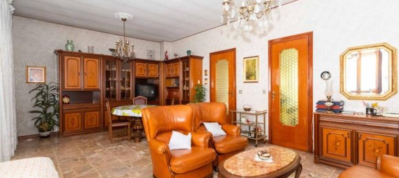 7غرفة فيلا في Turin, Italy رقم 89101 17