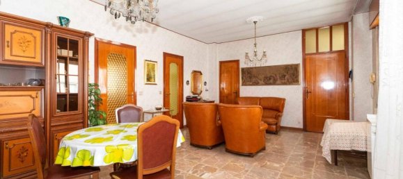 7غرفة فيلا في Turin, Italy رقم 89101 18