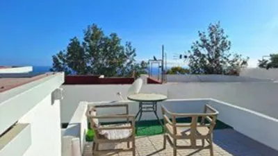 Edificio en Adeje, Spain 406 m² No. 241630