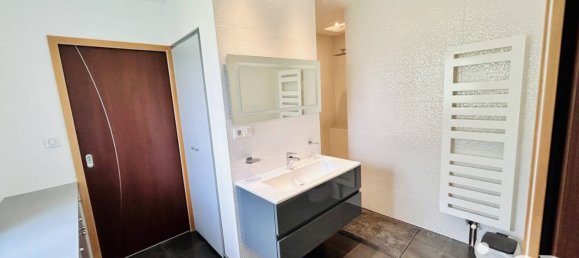 6 bedrooms Office in Giraumont, France No. 246010 16