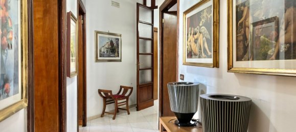 4 bedrooms Apartment in Bari, Italy No. 316734 14