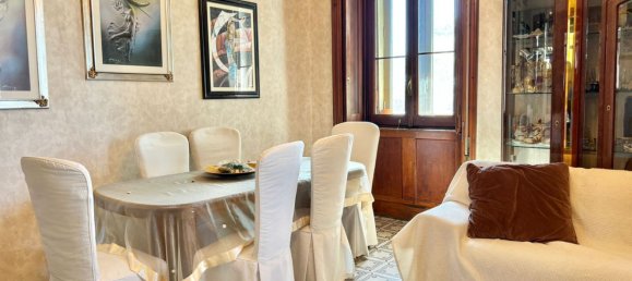 4 bedrooms Apartment in Bari, Italy No. 316734 5