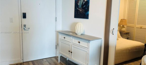 1 Schlafzimmer Gewerbliche Immobilien in Miami, USA, Nr. 614779 9