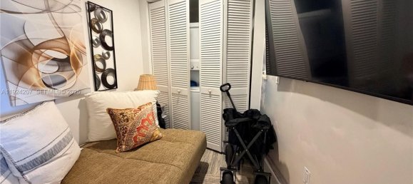 1 Schlafzimmer Gewerbliche Immobilien in Miami, USA, Nr. 614779 5