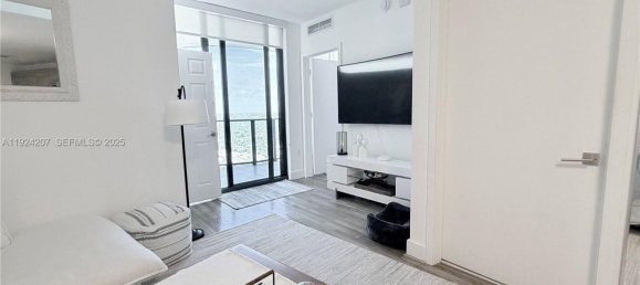 1 Schlafzimmer Gewerbliche Immobilien in Miami, USA, Nr. 614779 21