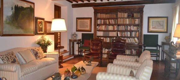 8 rooms House in Siena, Italy No. 32835 18