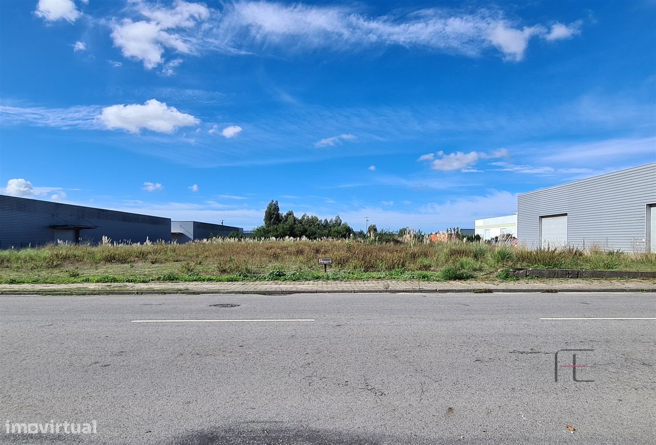 Terreno en Ovar, Portugal 4950 m² No. 72403