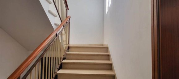 5 rooms Apartment in Colle di Val d'Elsa, Italy No. 227819 7